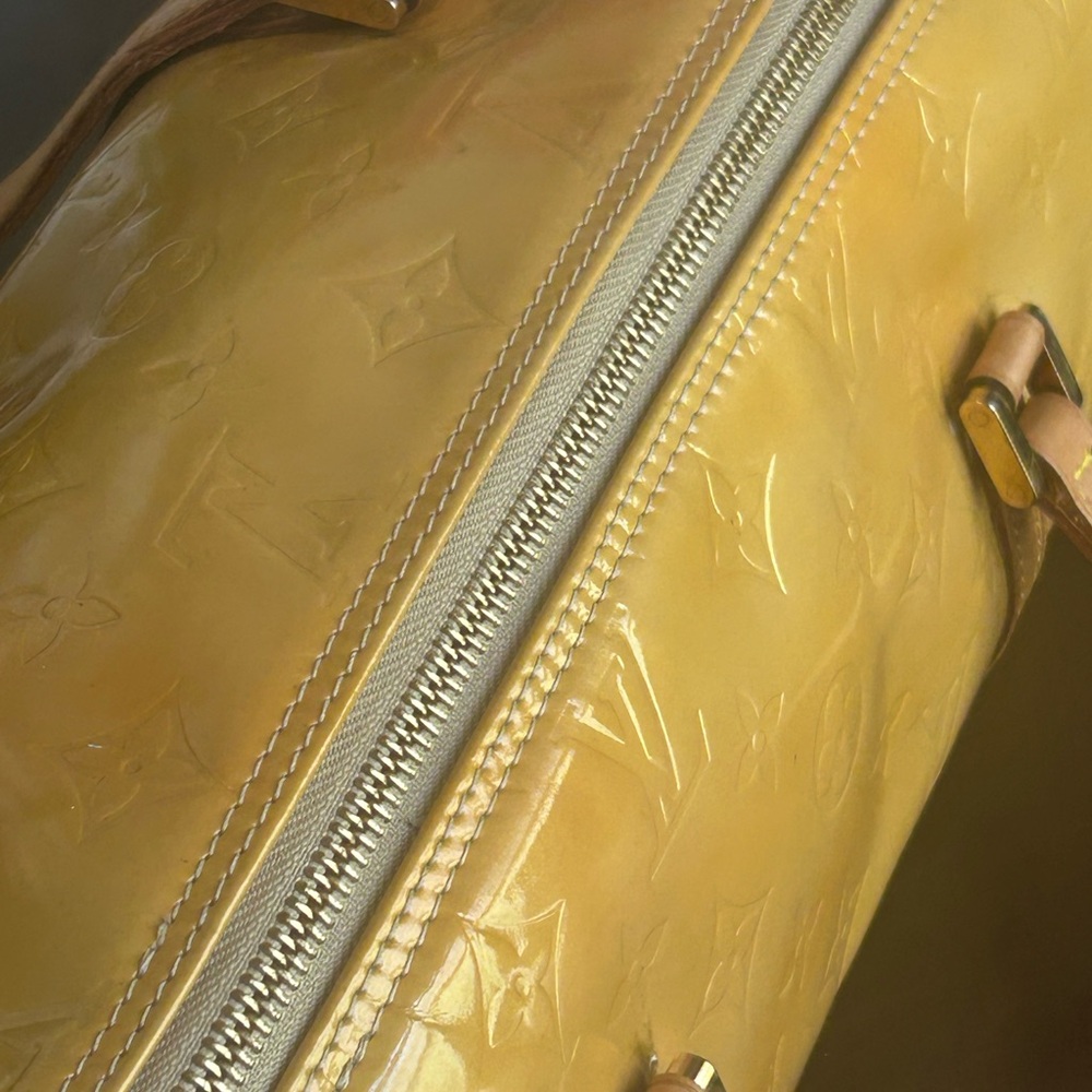 Louis Vuitton Monogram Vernis Papillon bag - Picture 16 of 17